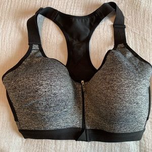 small VSX Victoria’s Secret Sport sports bra
